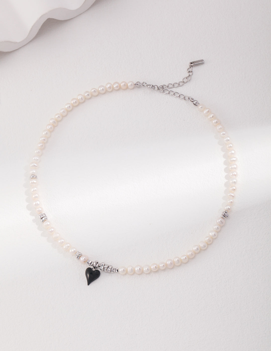 Spades Series-Sterling Silver Drop Glazed Pearl Necklace